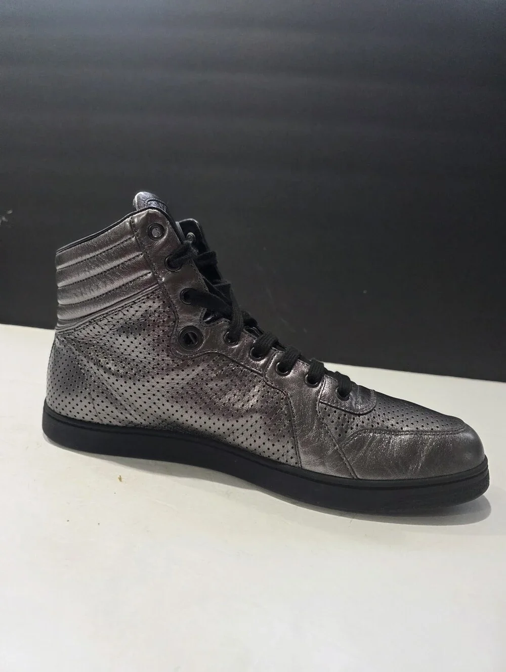Gucci Men's Anthracite Metallic Perforated Nappa High-Top Sneakers Size 10 G / U